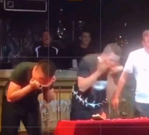 图片爆笑吃瓜视频,让你捧腹大笑！